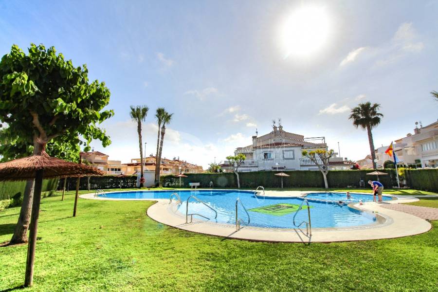 Sale - Bungalow Top Floor - Orihuela - Playa Flamenca