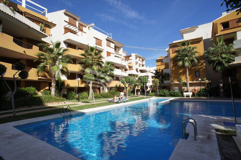 Resale - Apartment - Punta Prima