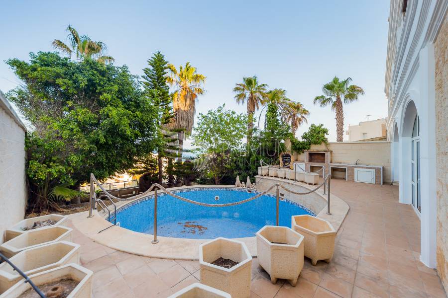 Sale - Semi-detached villa - Torrevieja - Torre Del Moro