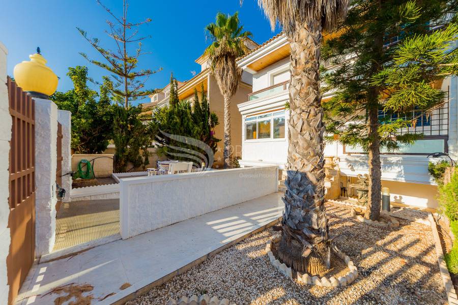 Sale - Semi-detached villa - Torrevieja - Torre Del Moro