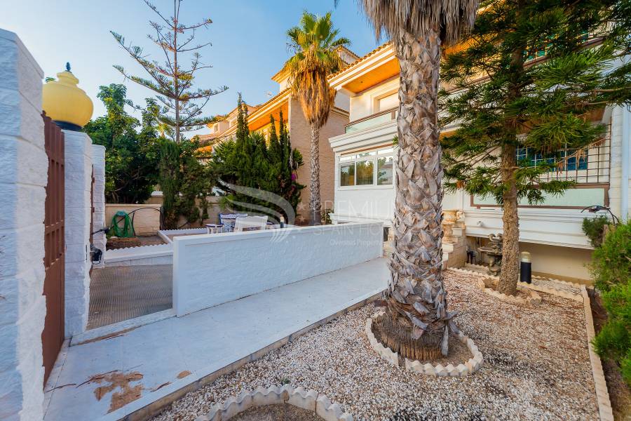 Resale - Semi-detached villa - Torrevieja - Torre Del Moro