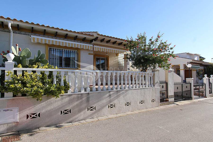 Resale - Bungalow - Orihuela - La Regia