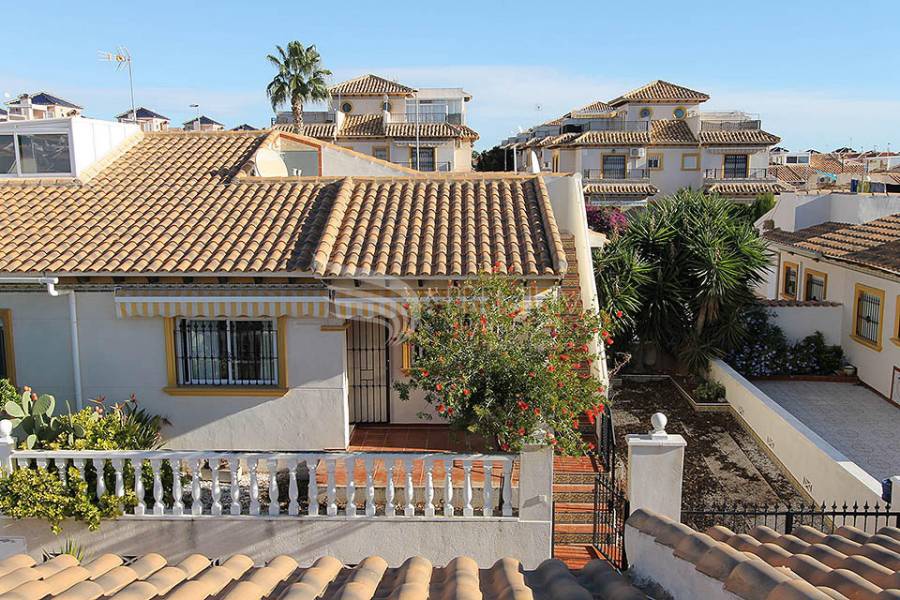 Sale - Bungalow - Orihuela - La Regia