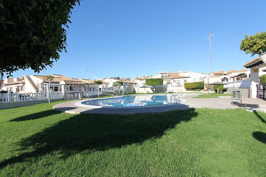 Resale - Bungalow - Orihuela - La Regia