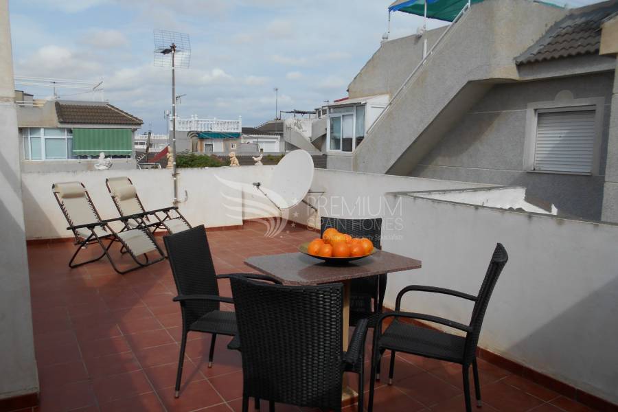 Sale - Bungalow - Torrevieja - La Siesta