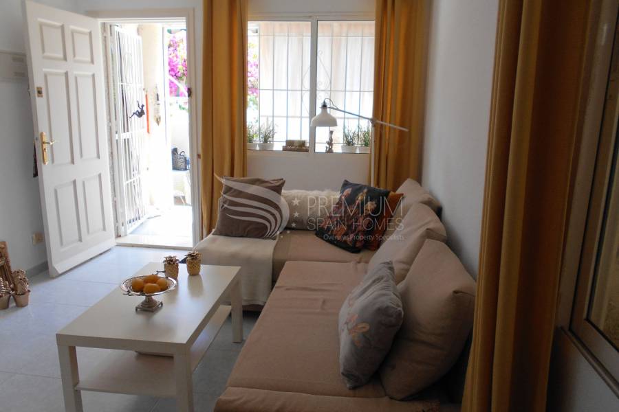 Sale - Bungalow - Torrevieja - La Siesta