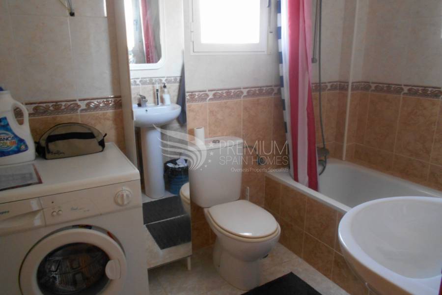 Resale - Duplex - Torrevieja - Sector 25