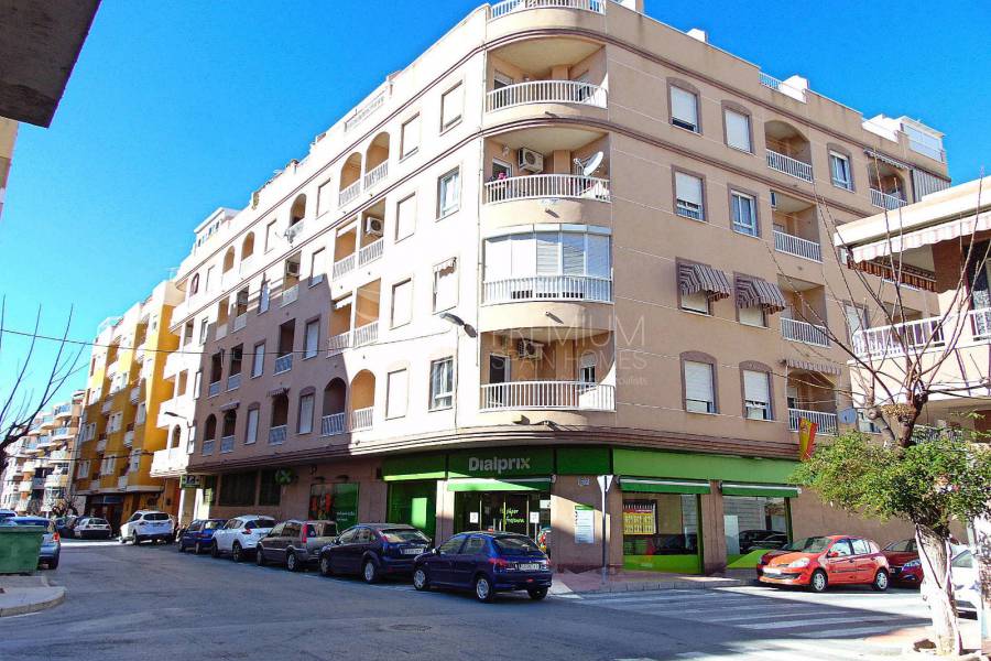 Resale - Apartment - Torrevieja - Parque Las Naciones