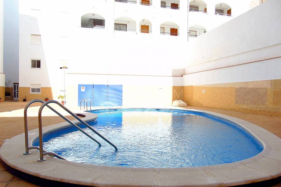 Sale - Apartment - Torrevieja - Playa De Los Locos