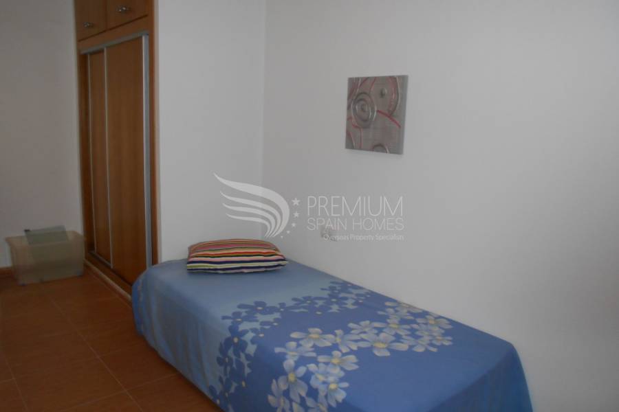 Resale - Apartment - Torrevieja - Estacion de autobuses