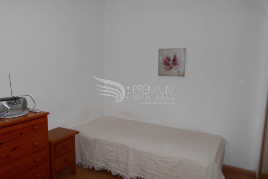 Resale - Apartment - Torrevieja - Estacion de autobuses