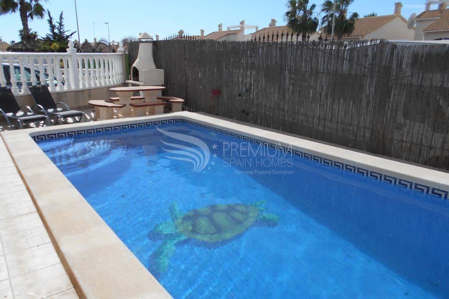 Sale - Villa - Los Altos