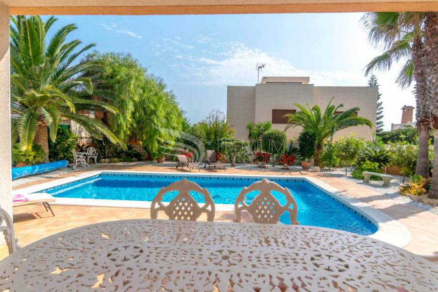 Sale - Villa - La Mata - Playa