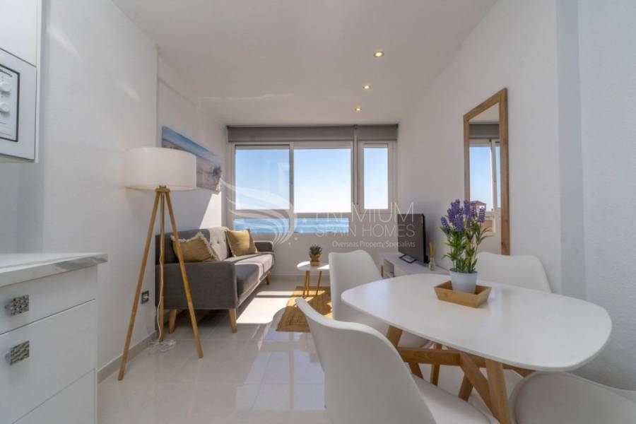 Resale - Apartment - Torrevieja - Cabo cervera