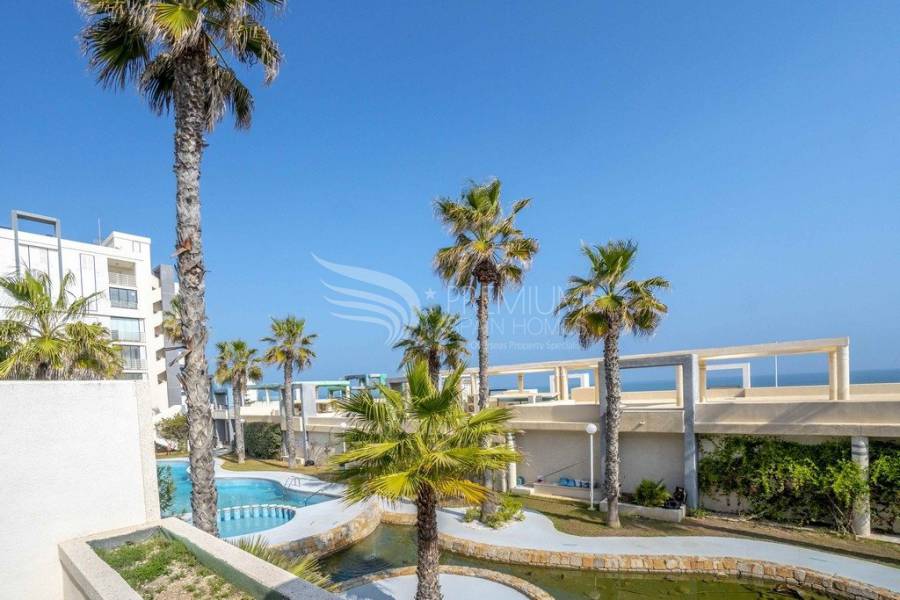 Resale - Apartment - Torrevieja - La Mata