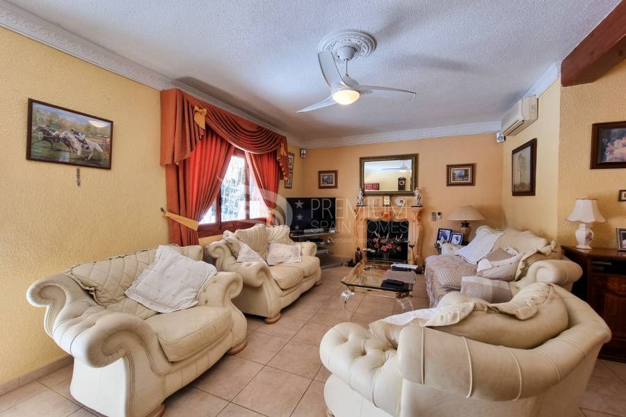 Sale - Villa - Torrevieja - Los Balcones