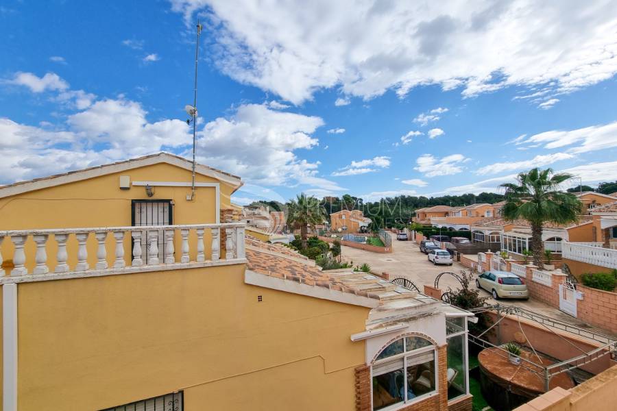 Resale - Villa - Torrevieja - Los Balcones