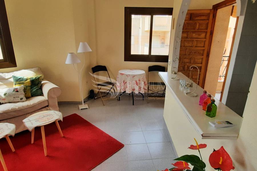 Resale - Apartment - Torrevieja - Calas Blancas