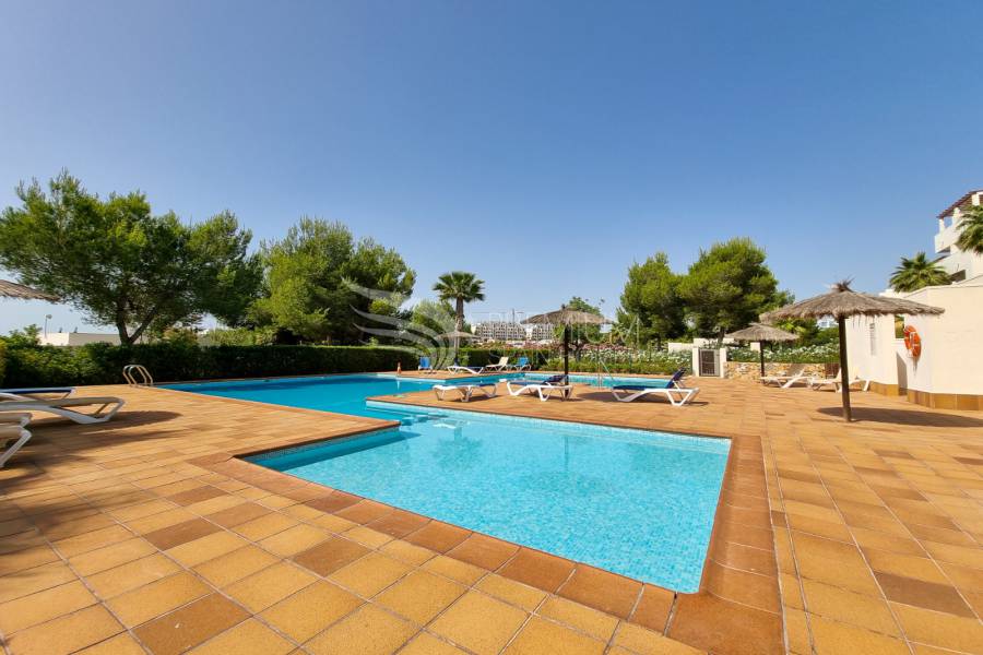 Resale - Apartment - Orihuela - Las Colinas Golf