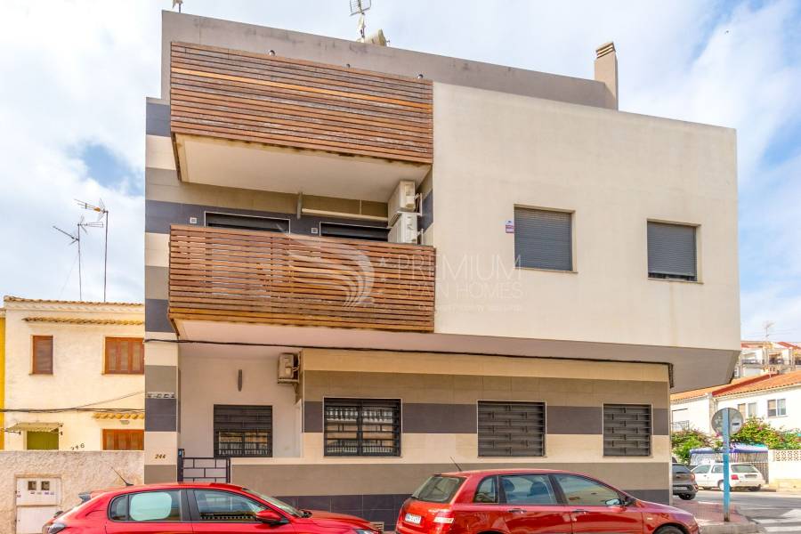 Resale - Apartment - Torrevieja