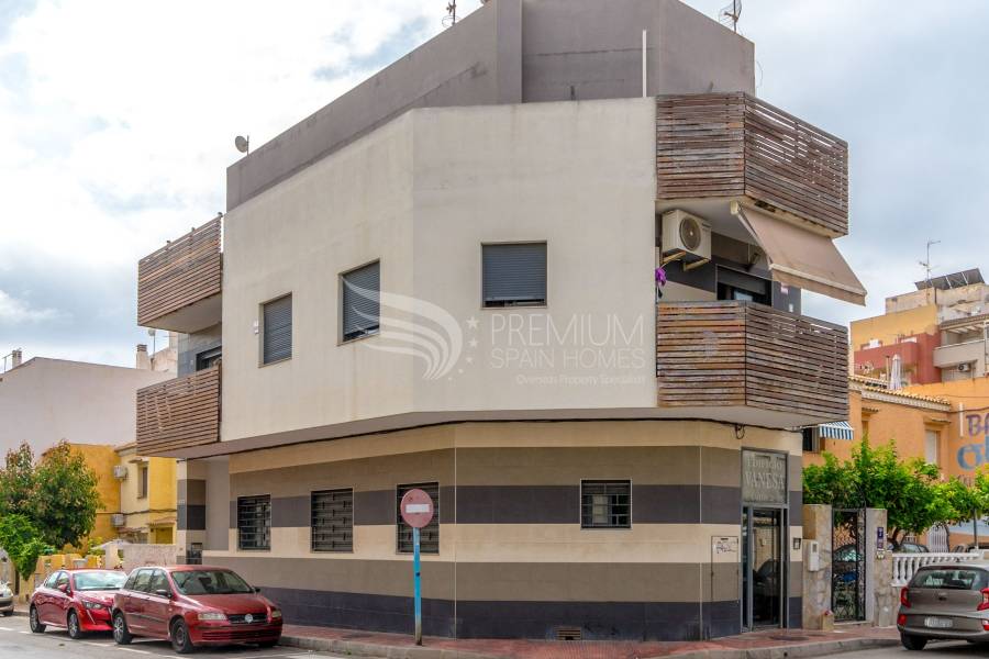 Resale - Apartment - Torrevieja