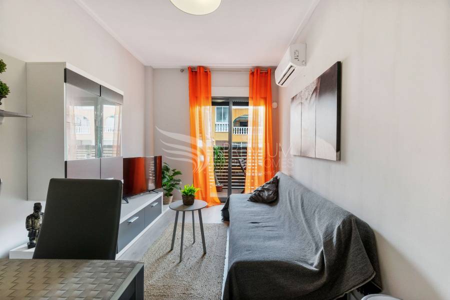 Resale - Apartment - Torrevieja